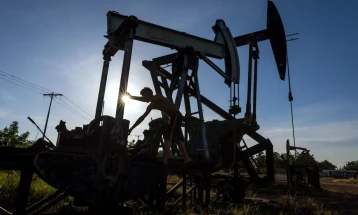 Цената на нафтата Брент е највисока во последната година