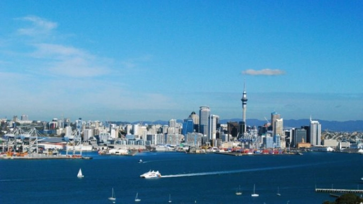 Започна прелиминарното гласање за општите избори во Нов Зеланд и за референдумот за домородното население во Австралија