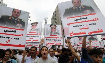 Во Египет собир на приврзаници на Сиси кои бараат трет мандат