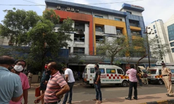 Во болница во Индија во еден ден починале 12 бебиња