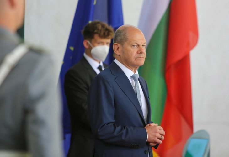 Шолц по средбата со Денков: Недвосмислено поддржуваме Бугарија и Романија да станат полноправни членки на Шенген