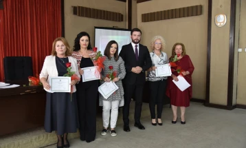 Општина Штип додели признанија на најдобрите наставници