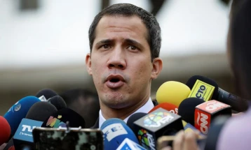 Arrest warrant issued for Venezuela opposition politician Guaidó