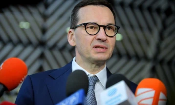 Hungary and Poland block planned EU declaration on migration