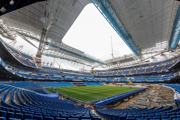Сантијаго Бернабеу е прогласен за најдобар стадион во светот според „FourFourTwo“