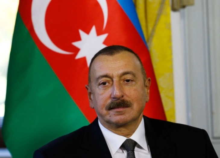 Алиев: Франција ќе биде виновна доколку избувне нова војна со Ерменија