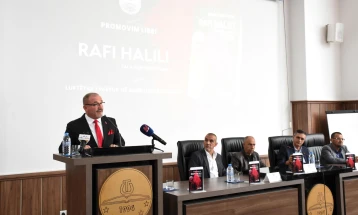 Në UT u promovua libri “Rafi Halili - luftëtar i paepur në mbrojtje të atdheut” nga autori Salajdin Fejzullahi