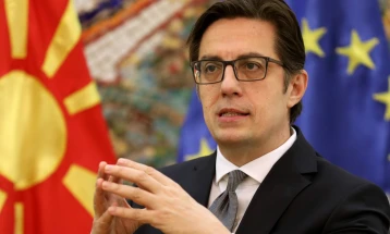 Pendarovski: T'i ruajmë përfitimet e gjeneratës antifashiste me shtet demokratik dhe funksional juridik