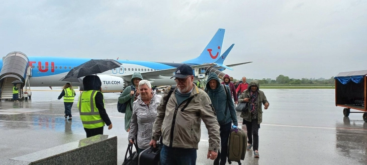 „ТУИ Ервејс“ не планира за наредната година да ги обнови сезонските летови од Лондон за Охрид
