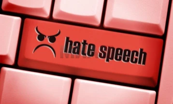 ЕУ ги заострува правилата за борба против говорот на омраза на интернет 
