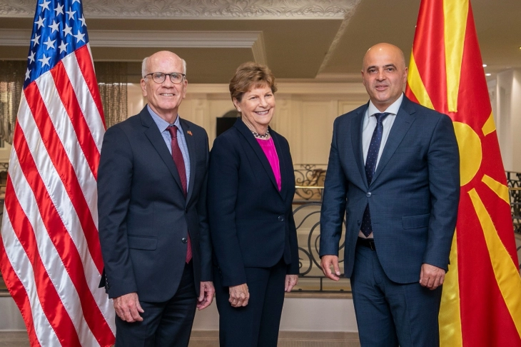 PM Kovachevski meets with U.S. Senators Shaheen and Welch