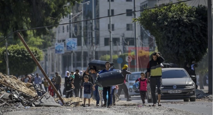Mijëra palestinezë po ikin nga veriu i Gazës pas urdhrit të ushtrisë izraelite për evakuim