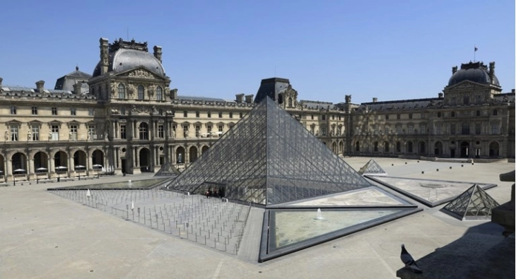 Louvre closes 'for security reasons' amid terrorism alert in France