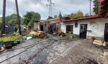 Изгоре магацинот на ЈКП „Дервен“ во Велес