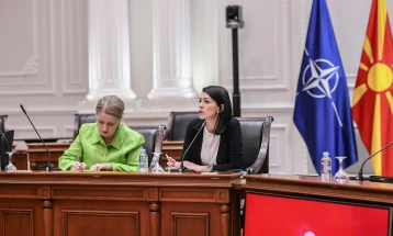 Костадиновска-Стојчевска на седница на Национална комисија на УНЕСКО: За да постигнеме успех, неопходно е секој да го понесе својот дел од обврските