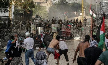 Во арапските земји масовни протести поради експлозијата во болницата во Газа