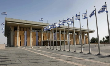 Израел ги повика своите граѓани веднаш да ги напуштат Јордан и Египет
