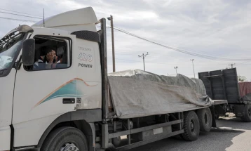 Agjencia e KB-së kumtoi se ka 60 tonë ushqim për t'i dorëzuar si ndihmë humanitare në Gaza