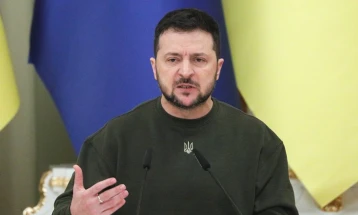 Zelensky urges progress on Ukrainian front