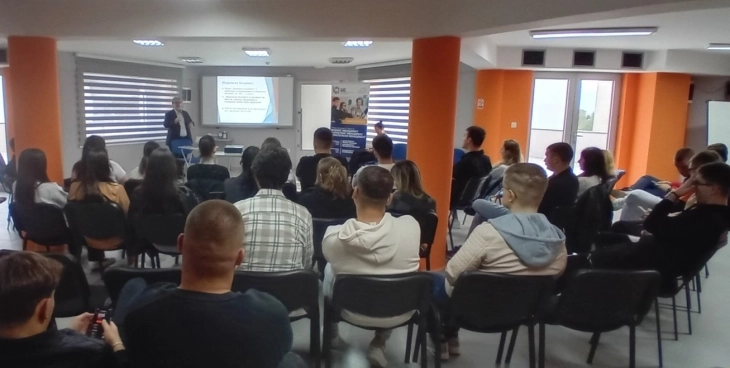 Media literacy is intellectual freedom, MIA journalist Tanushevski tells Bitola media literacy event
