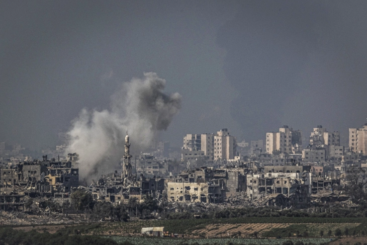 Deri tani në Gazë janë vrarë 7.703 njerëz, 430 prej dje