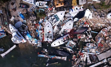 Pothuajse 100 persona humbën jetën ose janë zhdukur në Meksikë pas uraganit Otis