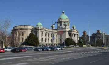 Qeveria serbe propozoi shpërndarjen e Parlamentit dhe shpalljen e zgjedhjeve