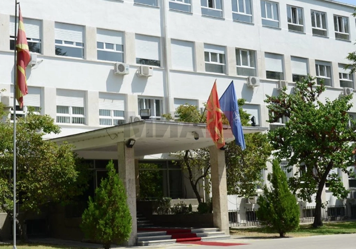 Ministria e Mbrojtjes ka shpallur Konkurs për bursa të studentëve për drejtime kritike në Armatë
