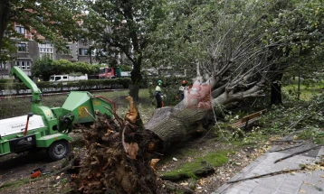 Në stuhinë Kirian në Evropë humbën jetën të paktën 16 persona