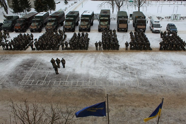 Nëntëmbëdhjetë ushtarë ukrainas humbën jetën gjatë ceremonisë së ndarjes së çmimeve