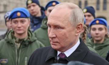 Rusia edhe zyrtarisht është tërhequr nga marrëveshja kyçe e sigurisë së Luftës së Ftohtë