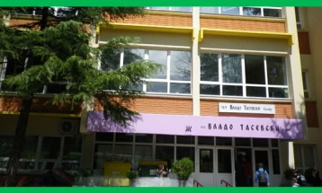 Затворени кујните во четири основни училишта во општина Карпош, девет деца се заразени со салмонела