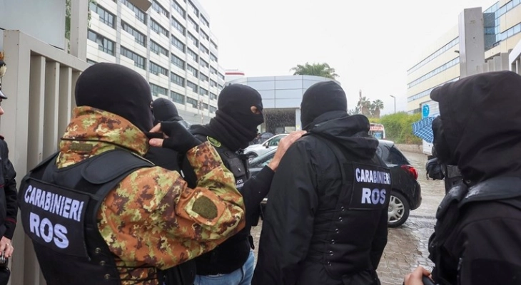 Në SHBA dhe Itali janë arrestuar 16 anëtarë të familjes së njohur mafioze, Gambino