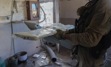 Во станбена зграда во Газа откриена фабрика на Хамас за производство на дронови и складиште за оружје