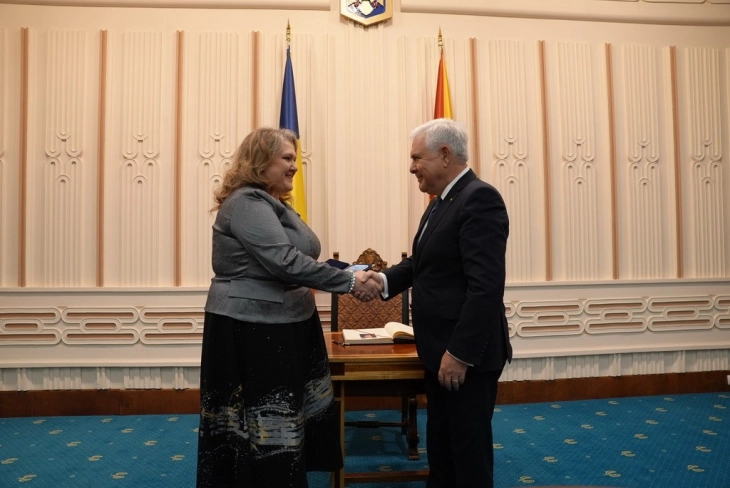 Defense Minister Petrovska meets with Romanian counterpart in Bucharest