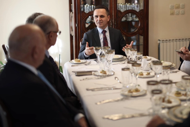 Лидерот на БЕСА Билал Касами оствари средба со амбасадорите на Чешка, Полска, Унгарија и Словачка
