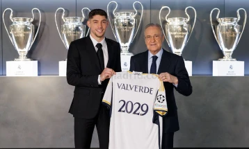 Валверде останува во Реал до 2029