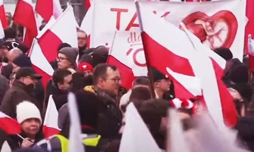 Десетици илјади радикални националисти во Варшава на Маршот за независност против Украина и ЕУ
