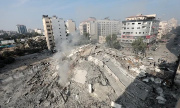 Хамас: Во израелското бомбарадирање на Појасот Газа од 7 октомври досега загинале 11.180 Палестинци