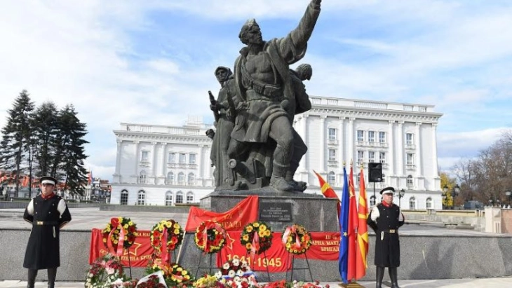 Skopje marks 79th WWII liberation anniversary