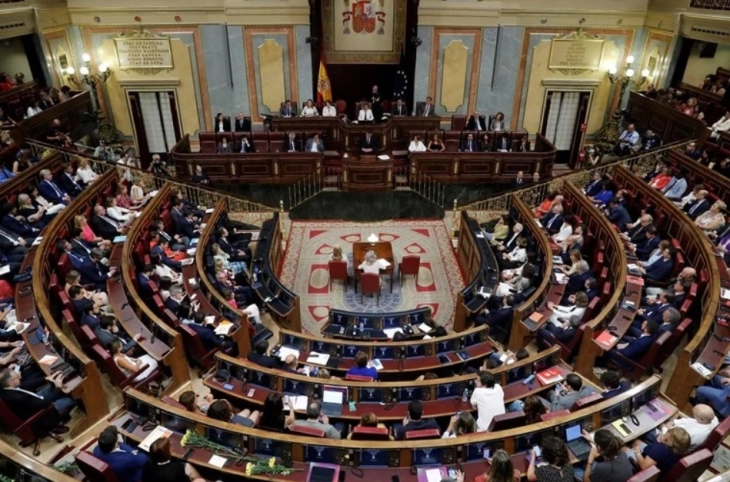 Шпанскиот парламент во среда ќе расправа, а во четврток ќе гласа за реизбор на премиерот Педро Санчез