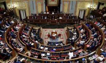 Parlamenti spanjoll  të mërkurën do të debatojë, kurse të enjten do të votojë për rizgjedhjen e kryeministrit Pedro Sançez