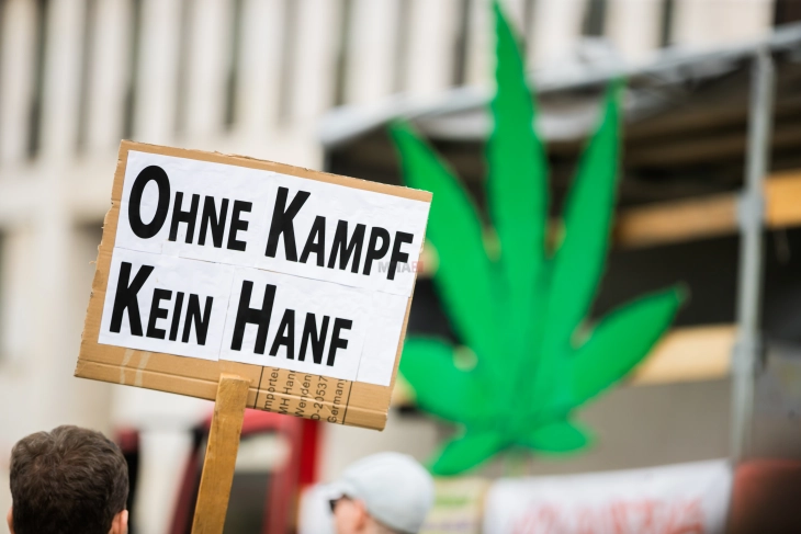 Легализацијата на марихуаната во Германија веројатно во 2024 година