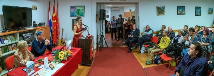 Книжевницата Сарџоска на поетски фестивал во Риека