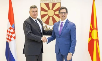 Takim i presidentit Pendarovski me presidentin kroat Milanoviq