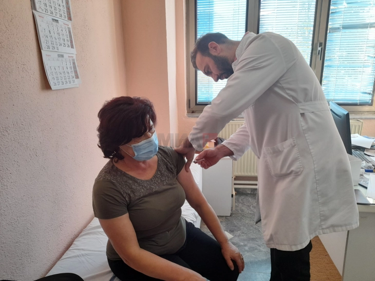 Во Дебар покажан најголем интерес досега за имунизација против сезонски грип