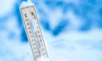 Температури утрово насекаде под нула, најстудено во Битола, Берово, Маврови Анови и на Попова Шапка