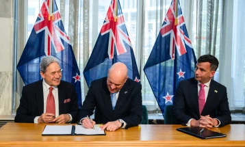 New Zealand's conservative government sworn in with Luxon as leader