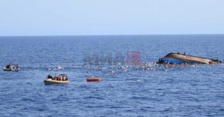 ОН: Брод со мигранти се преврте во близина на Либија, најмалку 24 настрадани