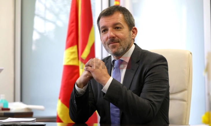 Деспотовски: Новата стратегија за странски инвестиции на опозицијата носи штета за македонските граѓани